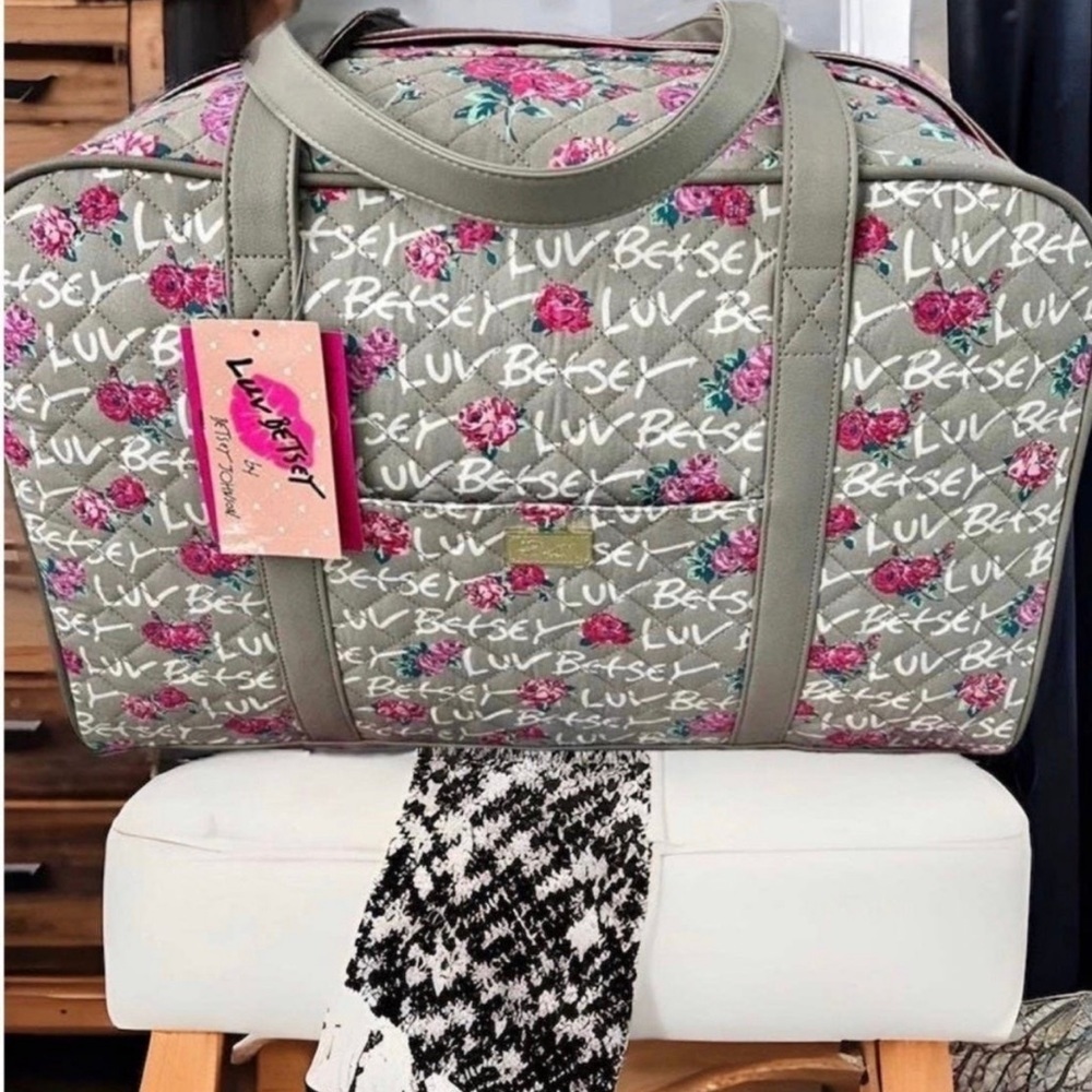 Betsey Johnson Floral Weekender Duffel Bag Carryon